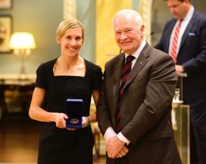 Sasha Gollish with Governor General David Johnston. Gollish was named one of the Top 8 Academic All-Canadians earlier this week. (Photo: Sgt Ronald Duchesne, Rideau Hall, OSGG)